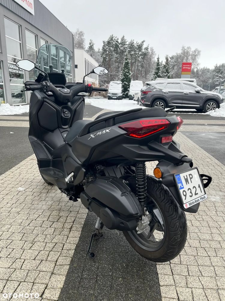 Yamaha X-max - 4