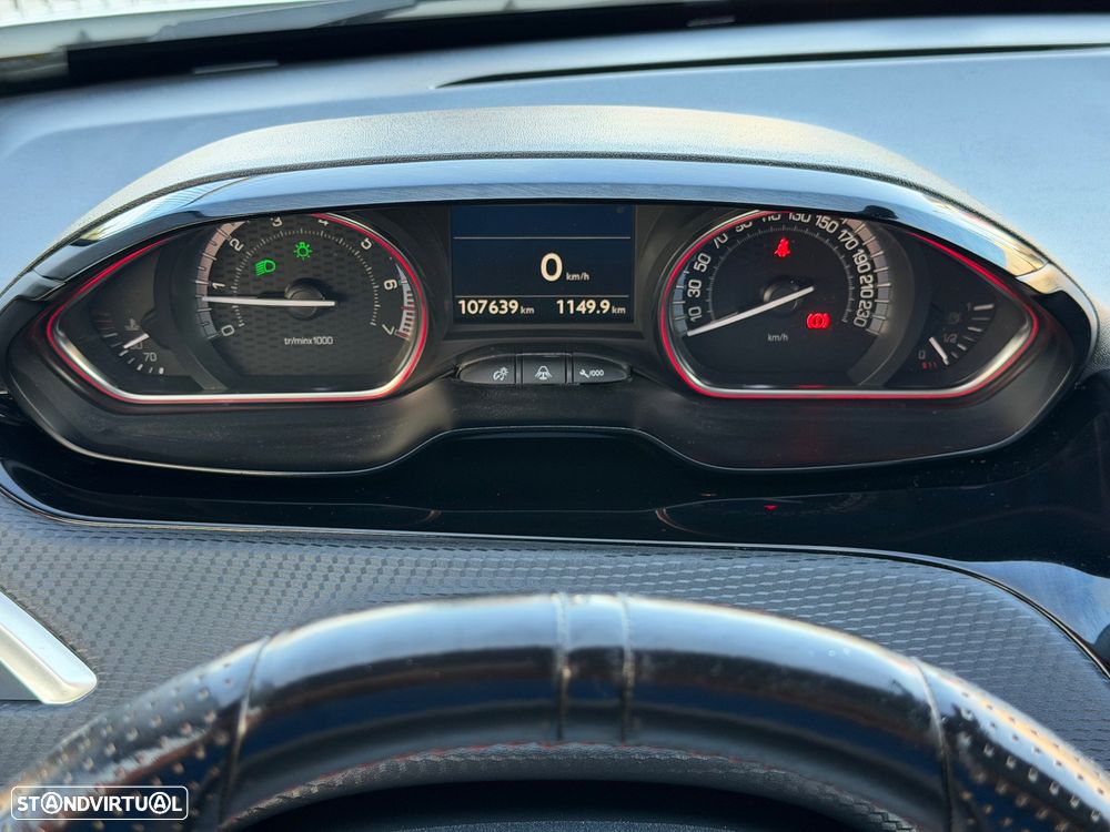 Peugeot 2008 PureTech 130 Stop&Start GT-Line Edition - 28