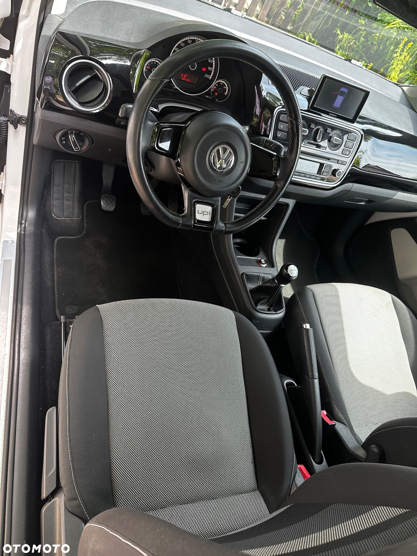 Volkswagen up! cheer - 12
