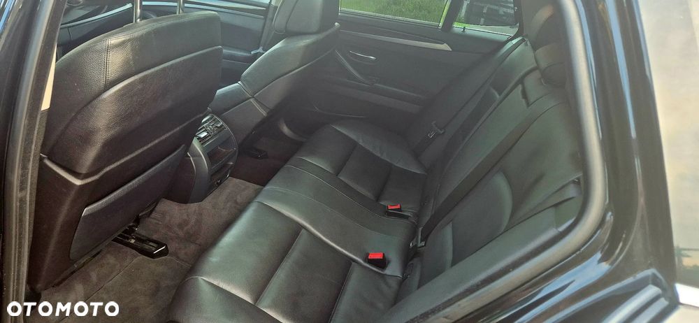 BMW Seria 5 - 25