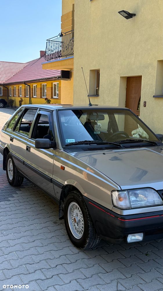 Polonez Caro - 7