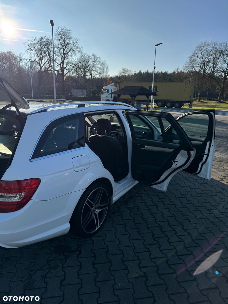 Mercedes-Benz Klasa C 220 CDI DPF (BlueEFFICIENCY) - 9