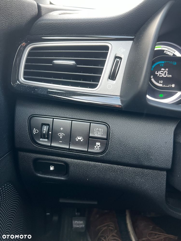 Kia Niro 1.6 GDI Hybrid L - 17