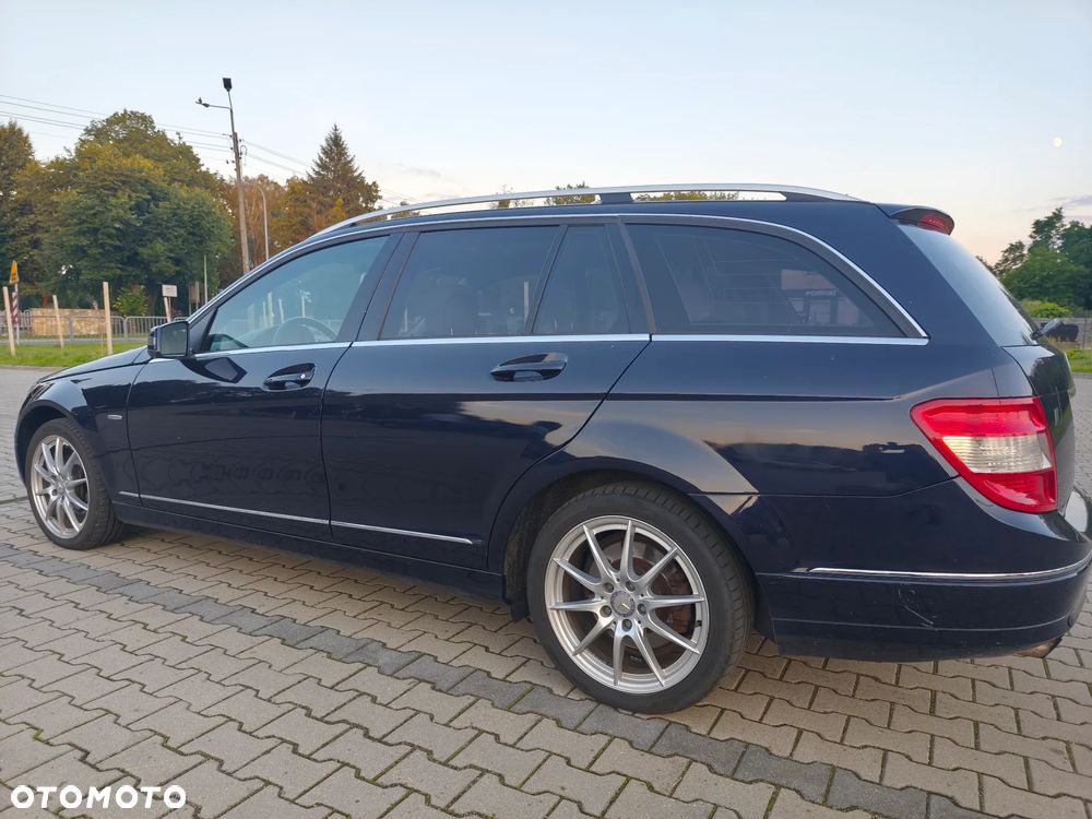 Mercedes-Benz Klasa C 200 CDI BlueEff Elegance - 4