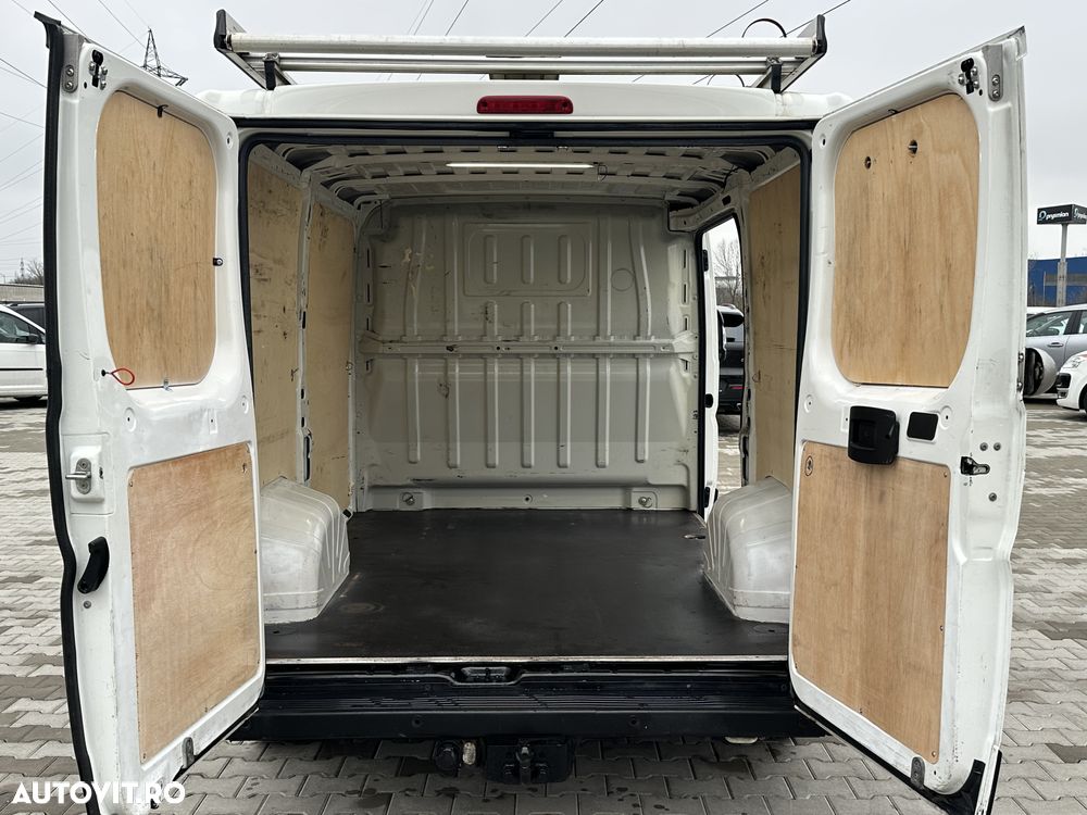 Peugeot Boxer 330 Fourgon L1H1 - 8