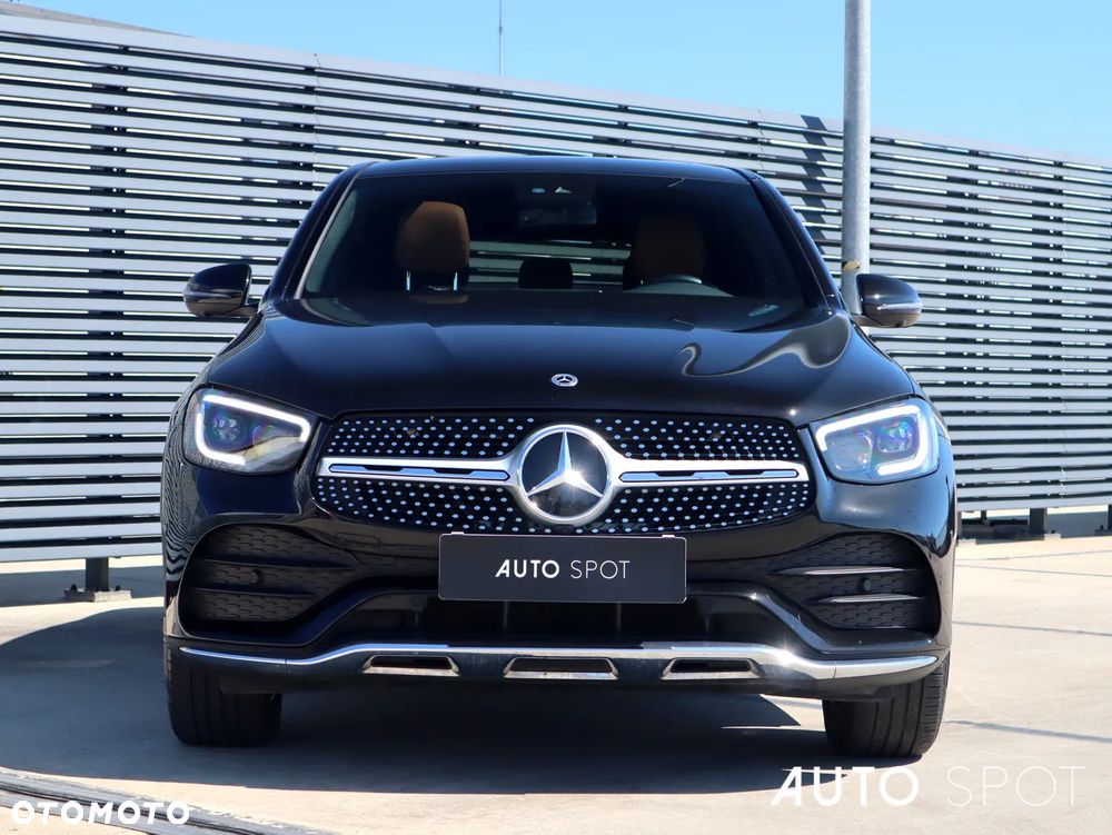Mercedes-Benz GLC 300 d 4Matic 9G-TRONIC AMG Line - 13