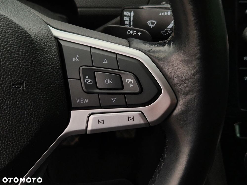 Volkswagen Passat 2.0 TSI Business DSG - 28