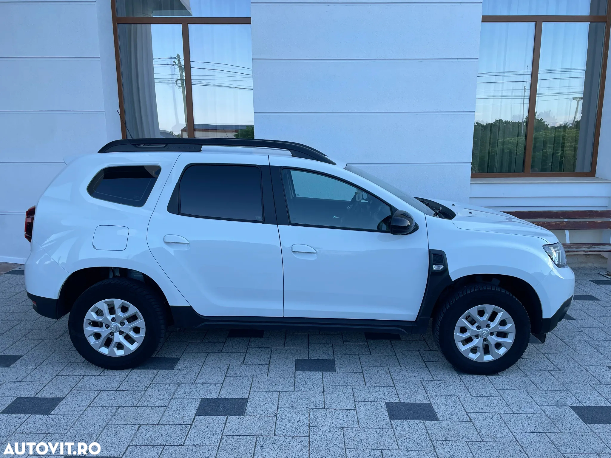 Dacia Duster ECO-G 100 Journey+ - 4