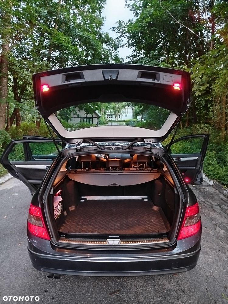Mercedes-Benz Klasa C 180 Kompressor Automatik BlueEFFICIENCY Avantgarde - 6