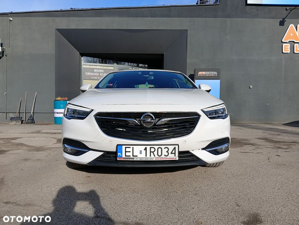 Opel Insignia 1.5 T Enjoy S&S - 10