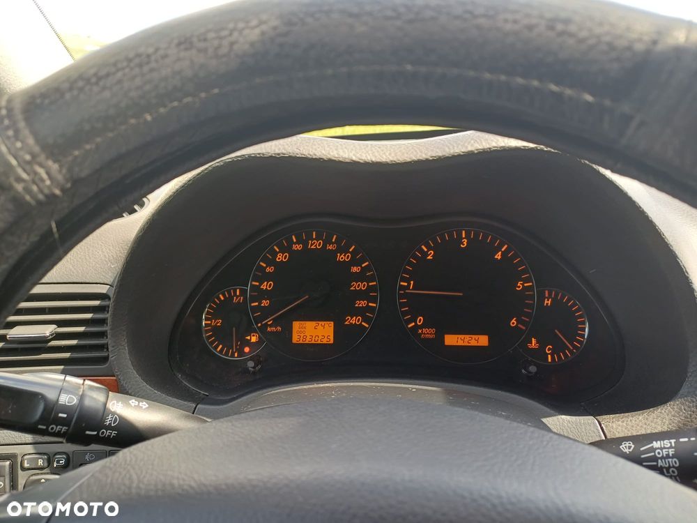 Toyota Avensis 2.0 D-4D Sol Plus - 7