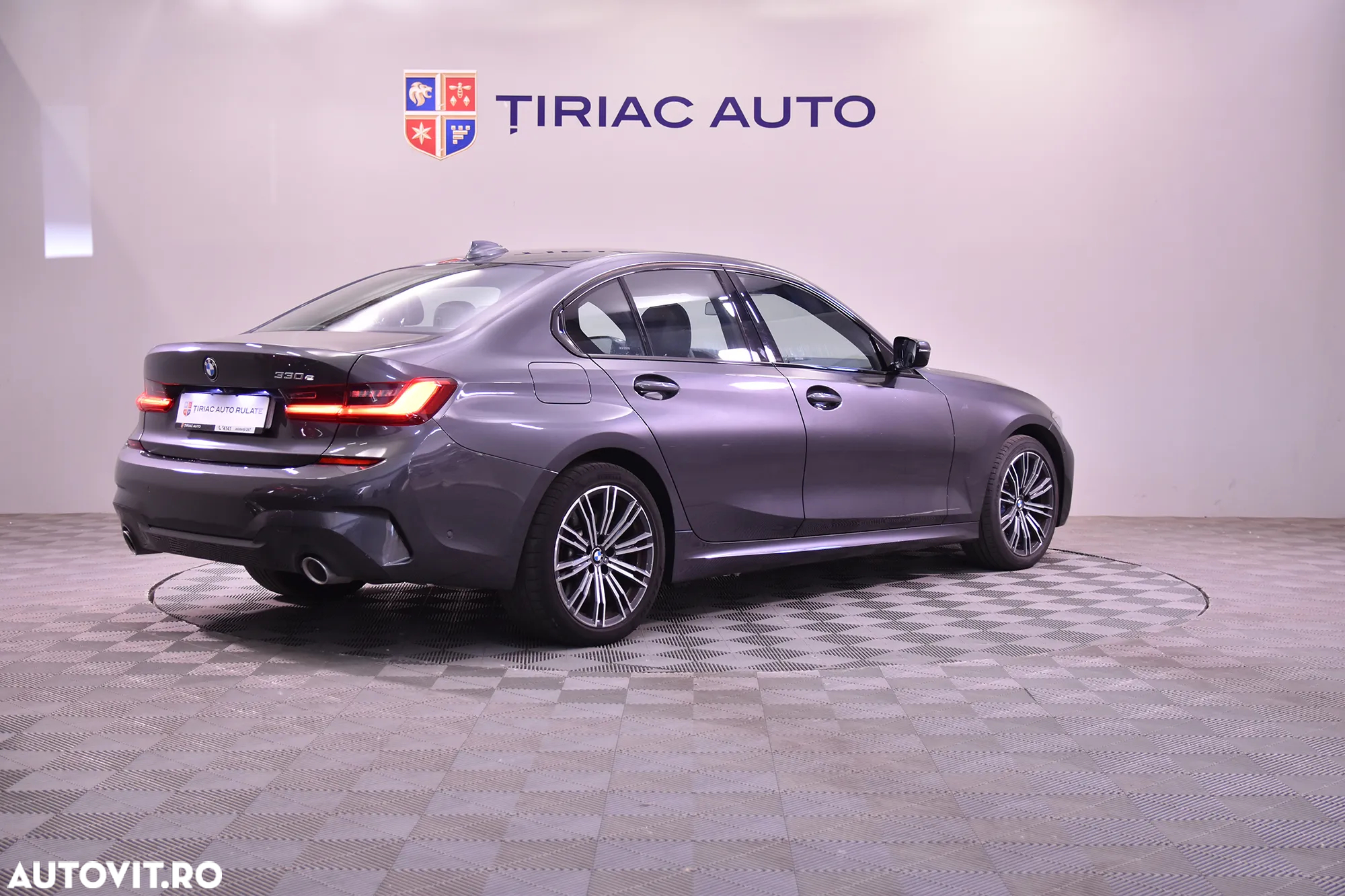 BMW Seria 3 330e Aut. M Sport - 5
