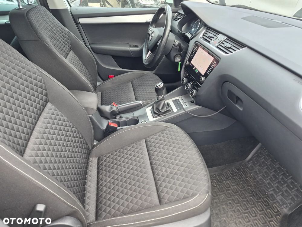 Skoda Octavia - 20
