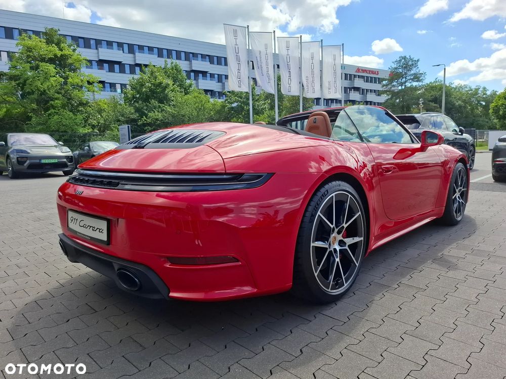 Porsche 911 Carrera 4S - 26