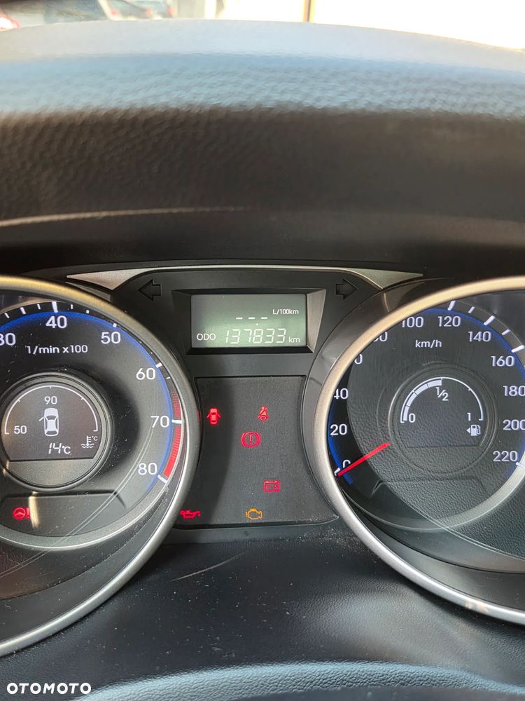 Hyundai ix35 1.6 2WD blue Trend - 20