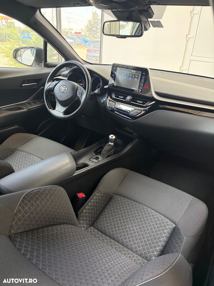 Toyota C-HR Business-Edition - 4