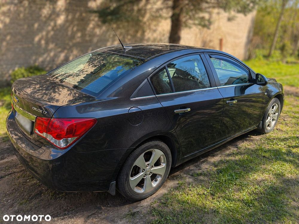 Chevrolet Cruze - 3