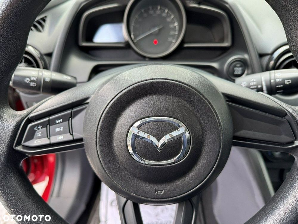 Mazda 2 - 10