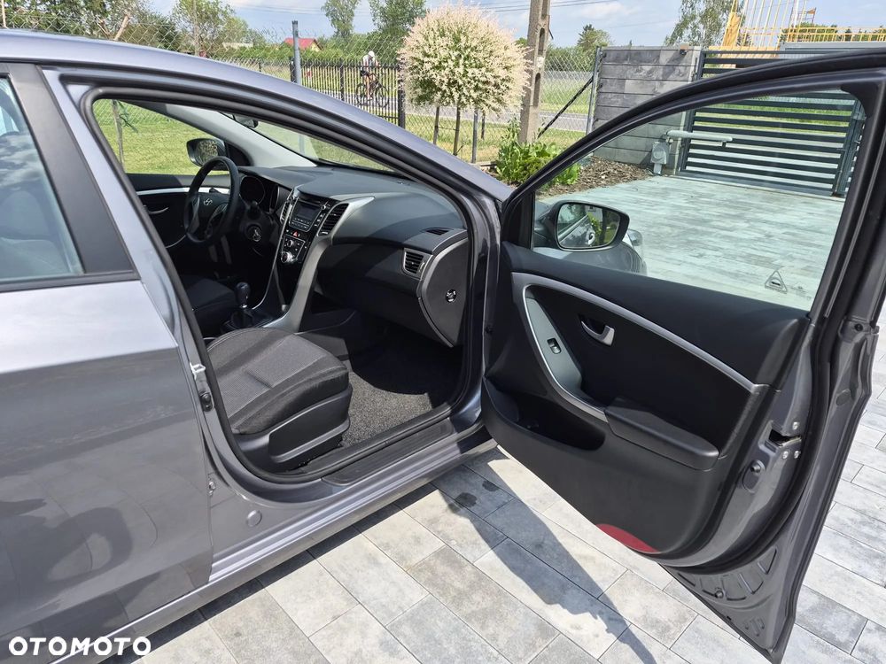 Hyundai i30 1.6 CRDI Trend - 23