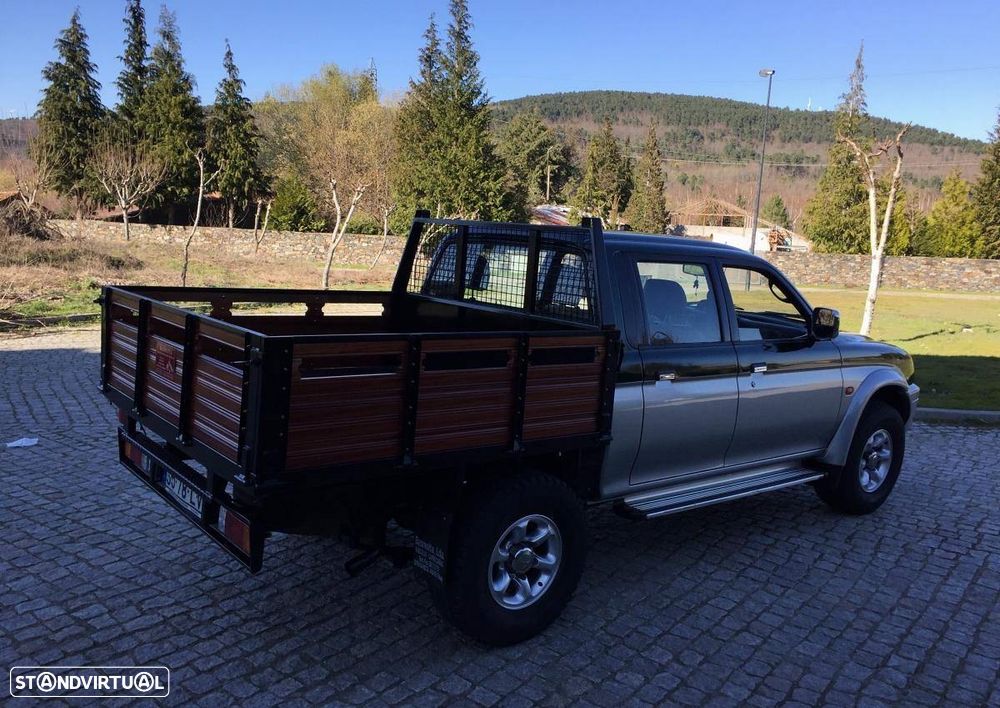 Mitsubishi L200 2.5 TD Club Strakar - 2