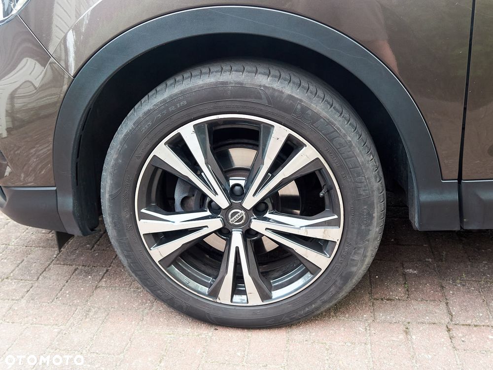 Nissan Qashqai 1.2 DIG-T N-Connecta - 2