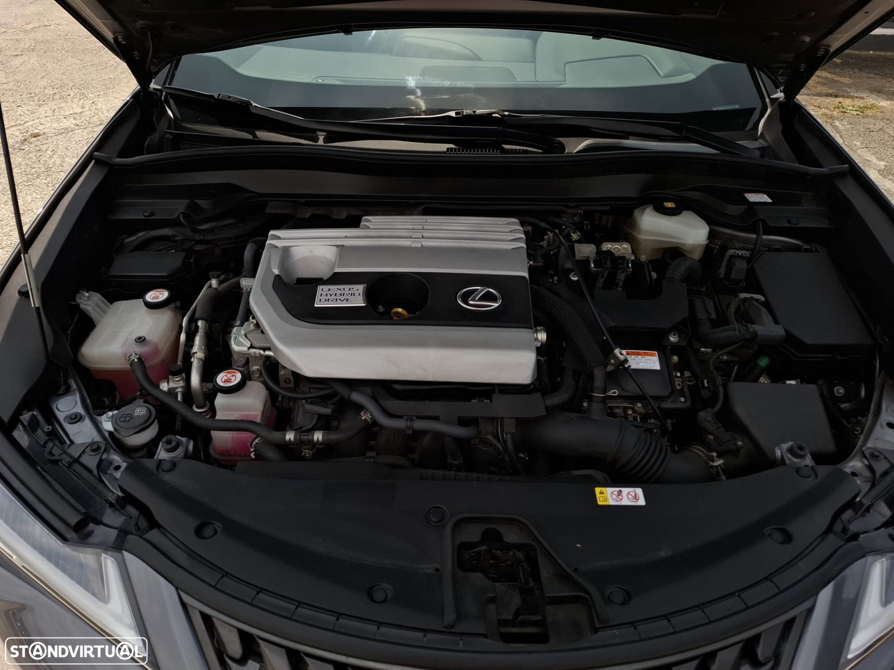 Lexus UX 250h Executive - 53