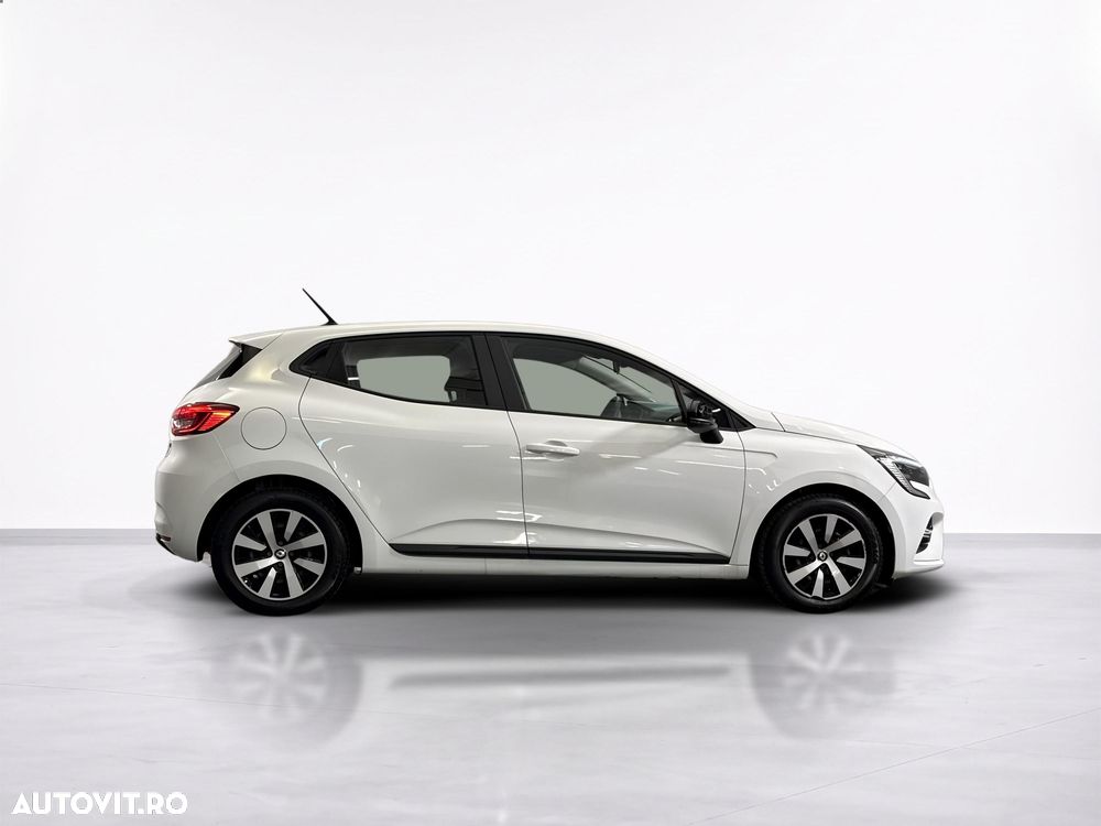 Renault Clio - 7