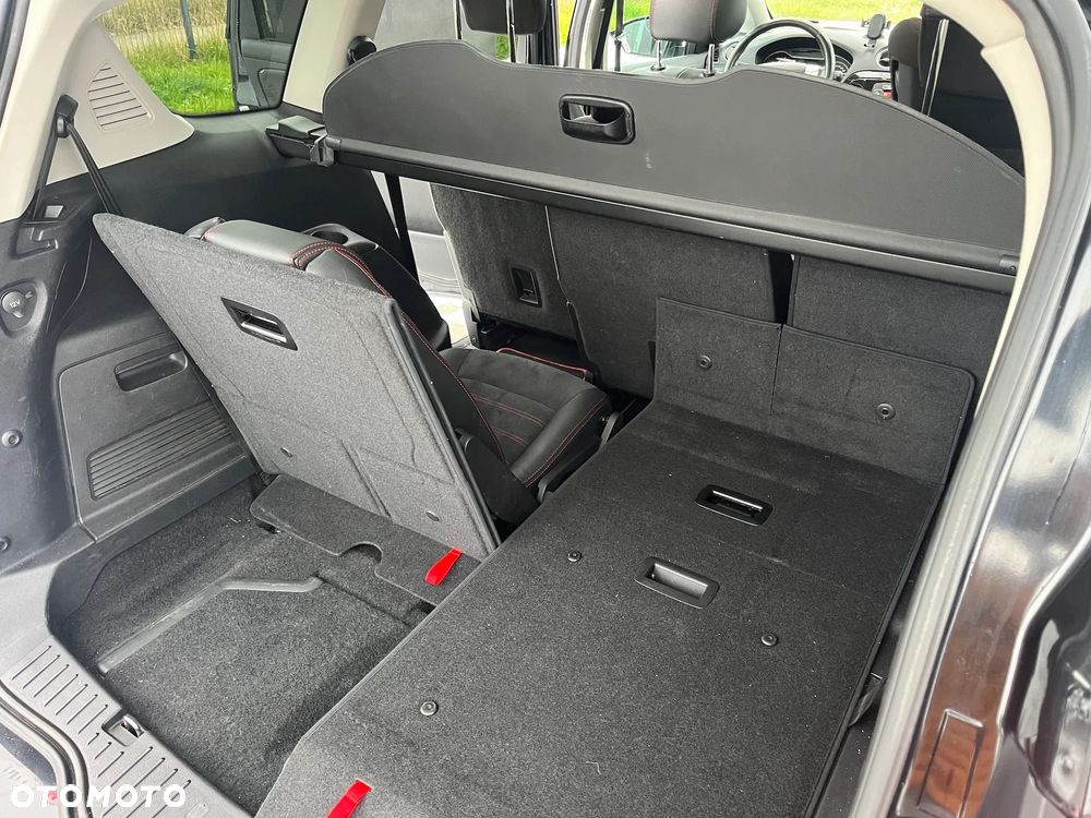 Ford S-Max 2.0 TDCi DPF Titanium X - 16