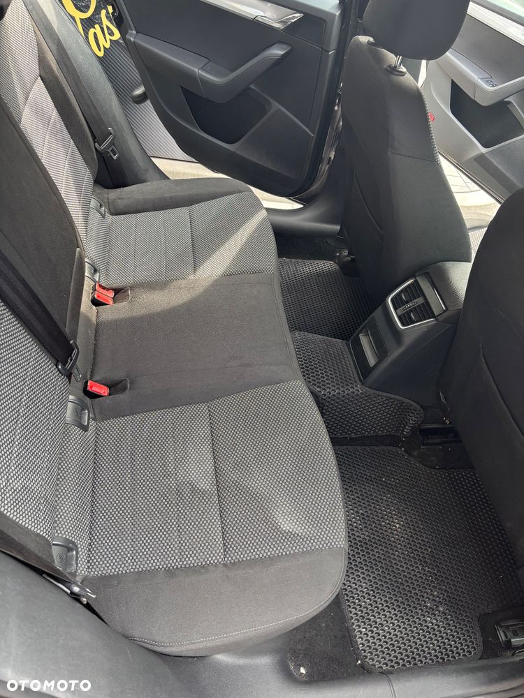 Skoda Octavia 1.4 TSI Ambition - 14