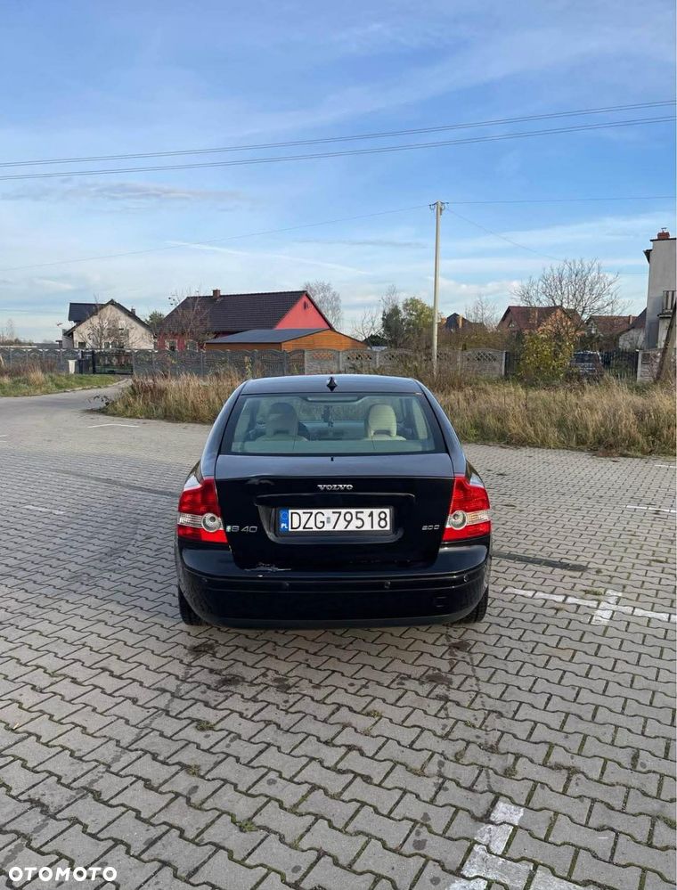 Volvo S40 2.0D - 4