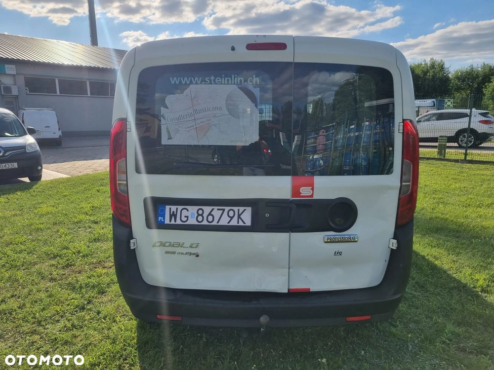 Fiat DOBLO - 11