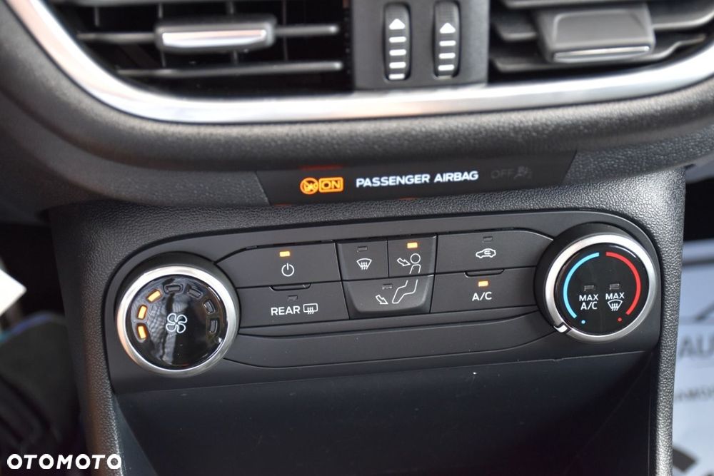 Ford Fiesta 1.0 EcoBoost Start-Stop SYNC Edition - 17