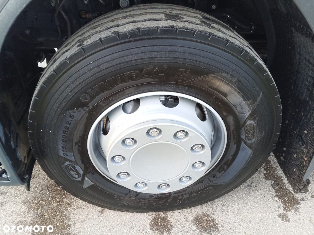 Renault Śmieciarka Renault D19/ Mały przebieg i udokumentowany - 14