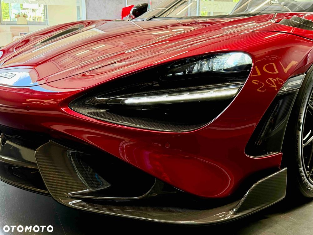 McLaren 765LT Spider - 30
