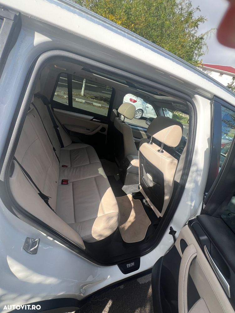 BMW X3 xDrive20d - 11