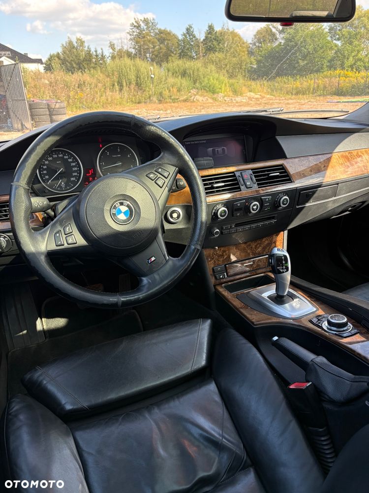 BMW Seria 5 525d Edition Exclusive - 10