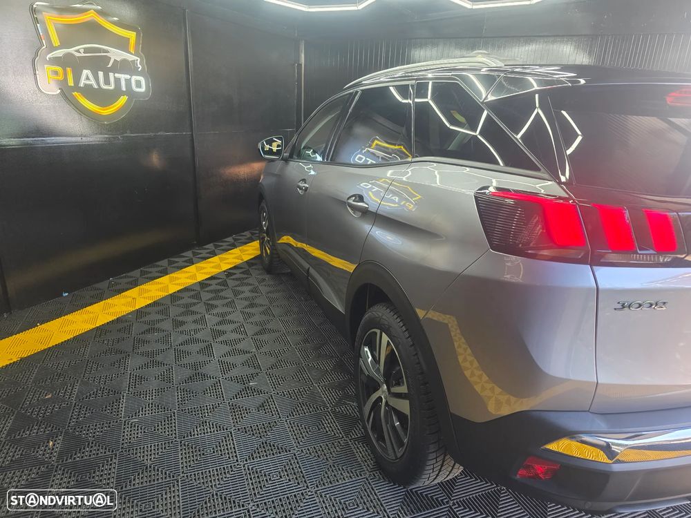 Peugeot 3008 BlueHDi 130 Stop & Start EAT8 Allure - 31