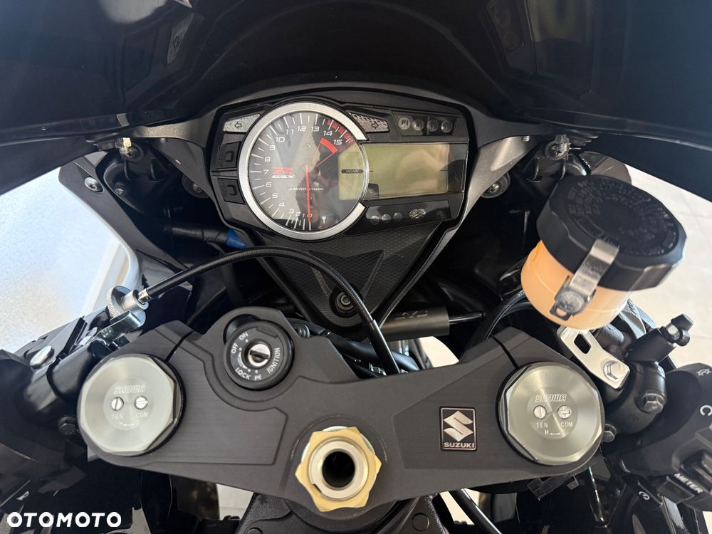 Suzuki GSX-R - 8
