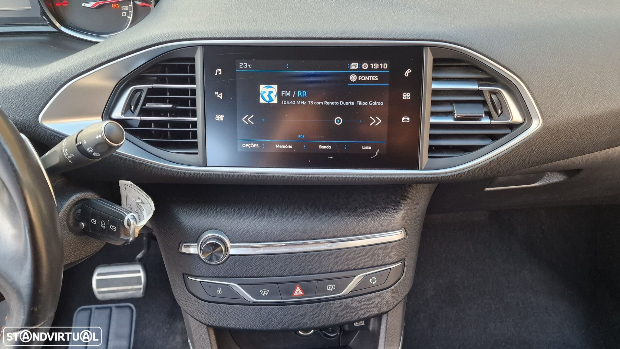 Peugeot 308 SW 1.5 BlueHDi Allure EAT8 - 18