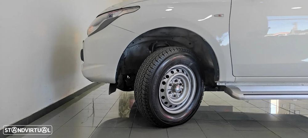 Mitsubishi L200 2.4 DI-D CD Invite 2WD - 11