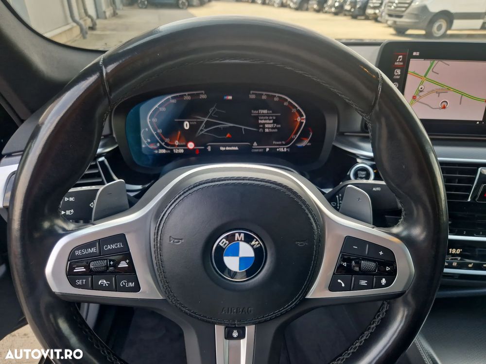 BMW Seria 5 530i xDrive AT MHEV - 11