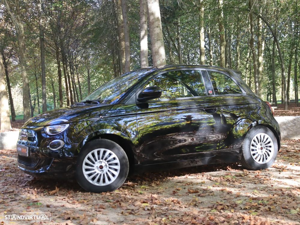Fiat 500e (RED) - 2