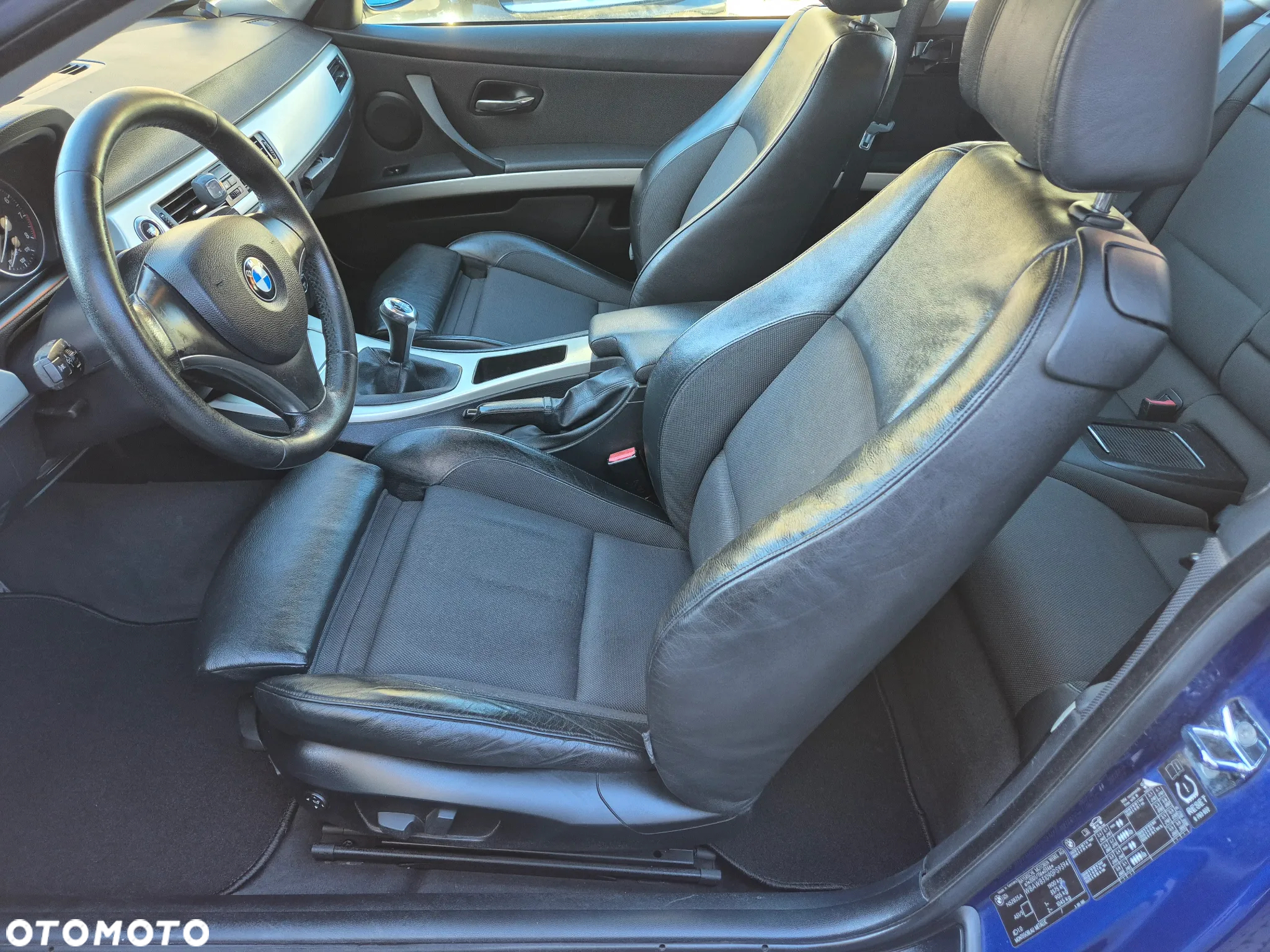 BMW Seria 3 325i - 14