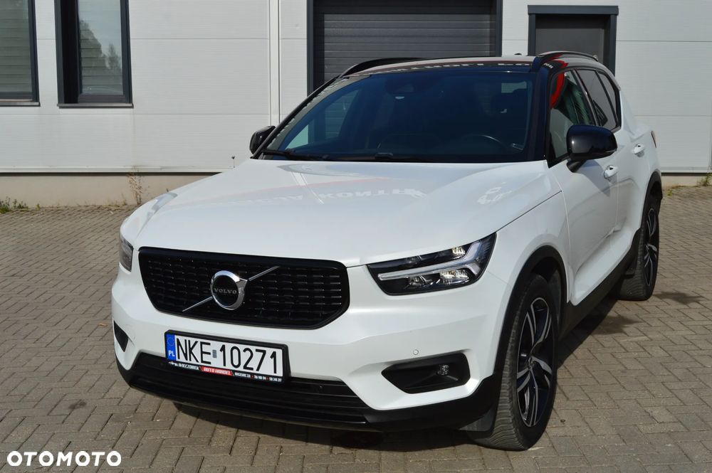 Volvo XC 40 D4 AWD Geartronic R-Design - 4