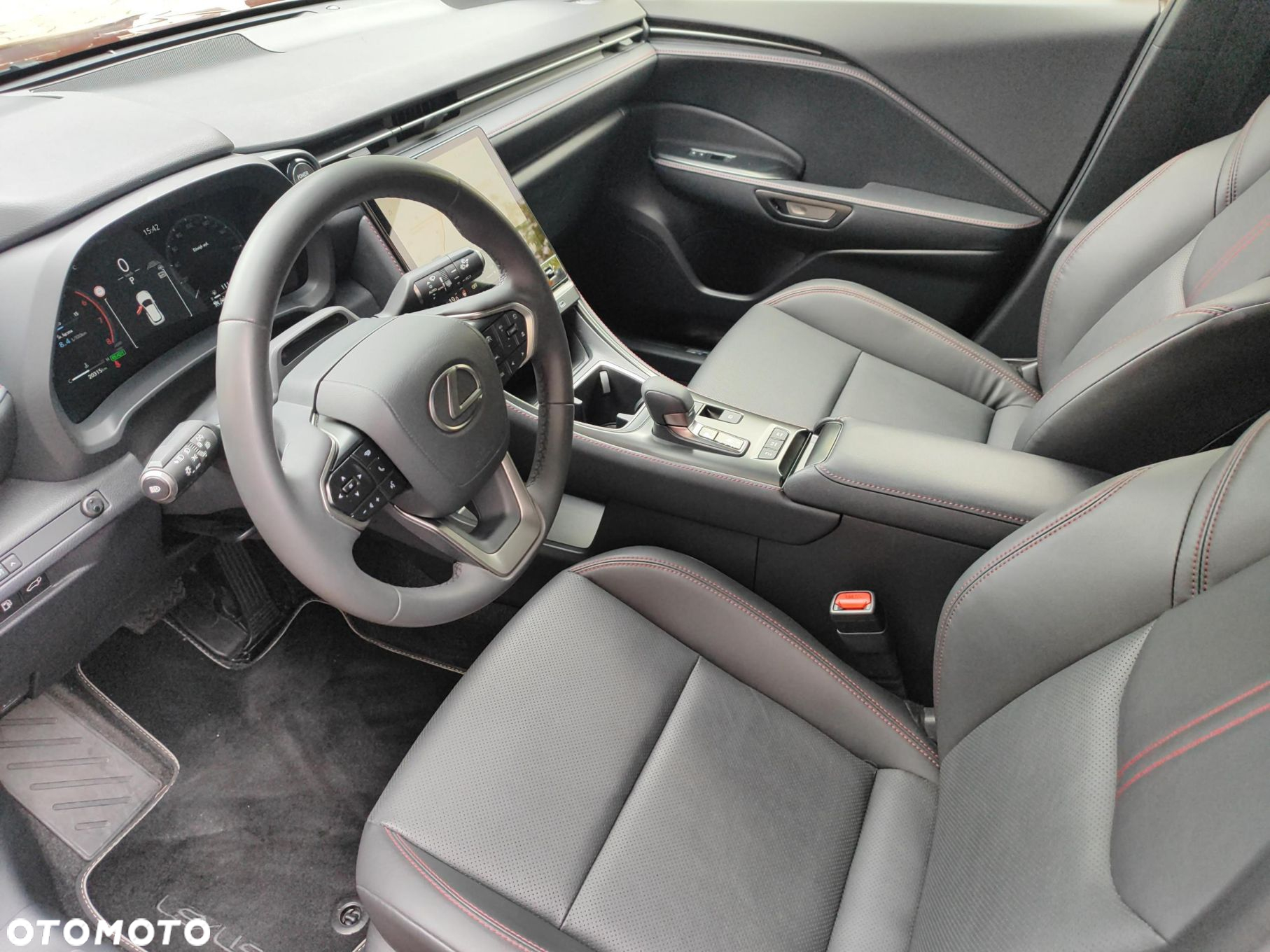 Lexus LBX 1.5 Hybrid Emotion - 9
