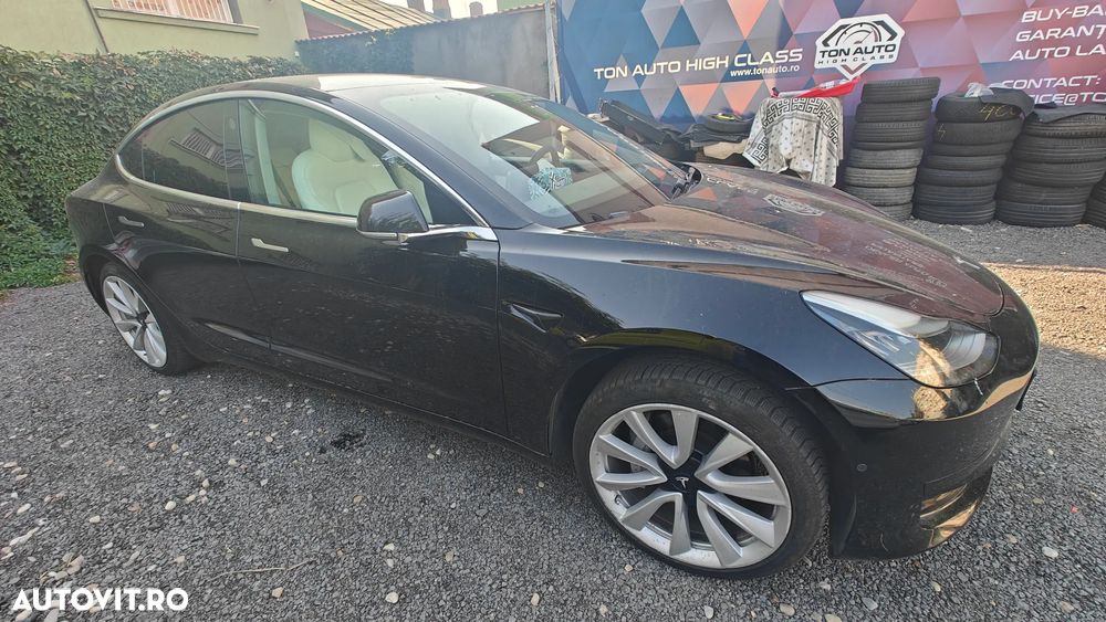 Tesla Model 3 Standard Reichweite Plus Hinterradantrieb - 1