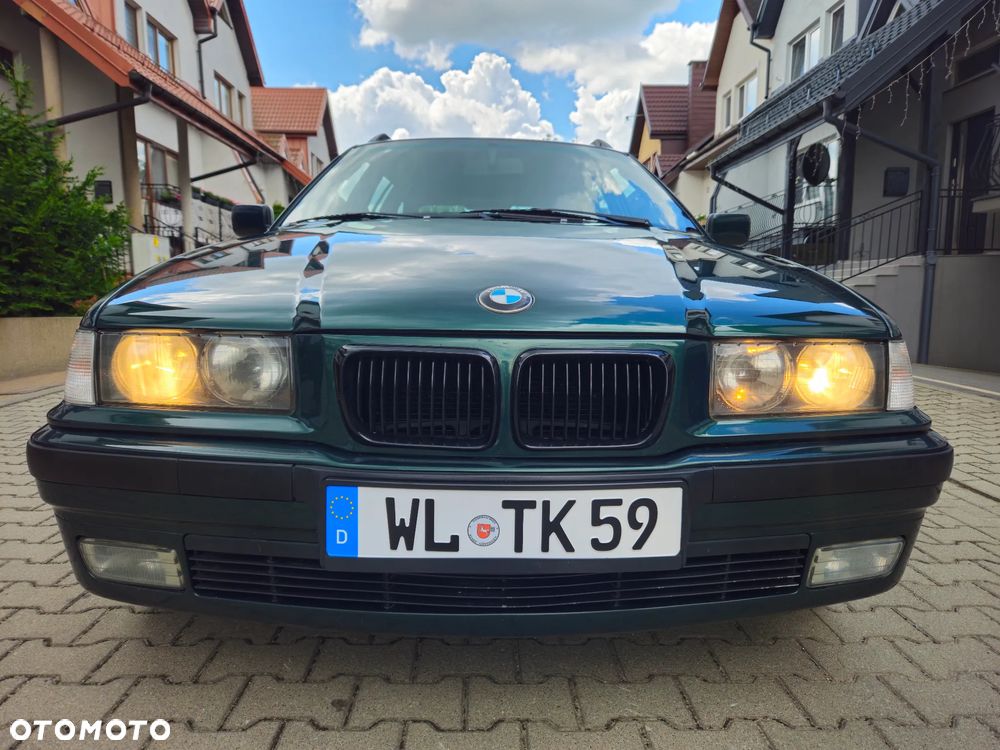 BMW Seria 3 318i - 7