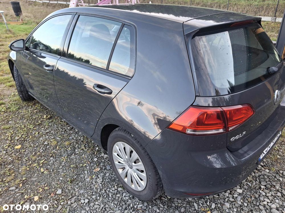 Volkswagen Golf - 17