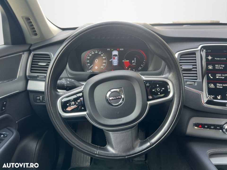 Volvo XC 90 Recharge T8 eAWD R-Design - 10