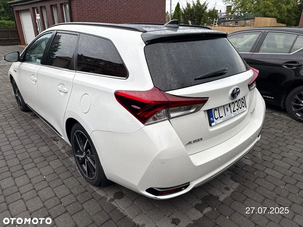 Toyota Auris Hybrid 135 Selection - 10